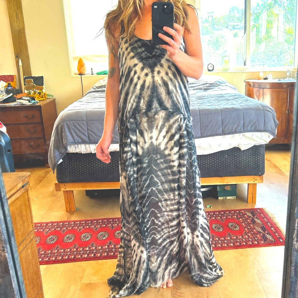 Raquel Allegra float silk 20’s style dress